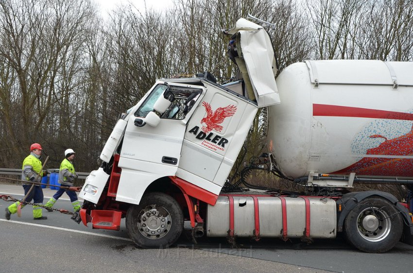 VU A4 Rich Olpe kurz hinter AK Koeln West P554.JPG